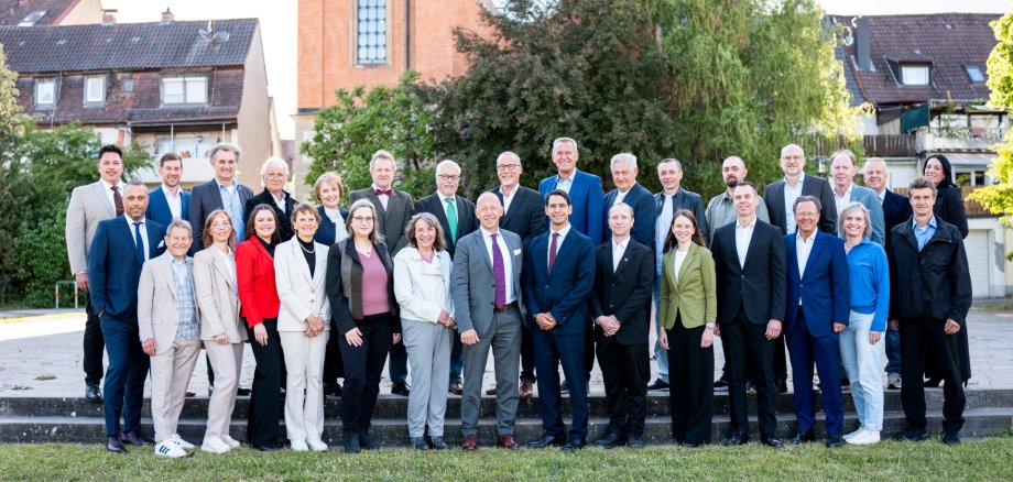 The 30 new city councillors of Kitzingen are about to hold their first meeting on Tuesday evening, 12 May in the square behind the Old Synagogue.