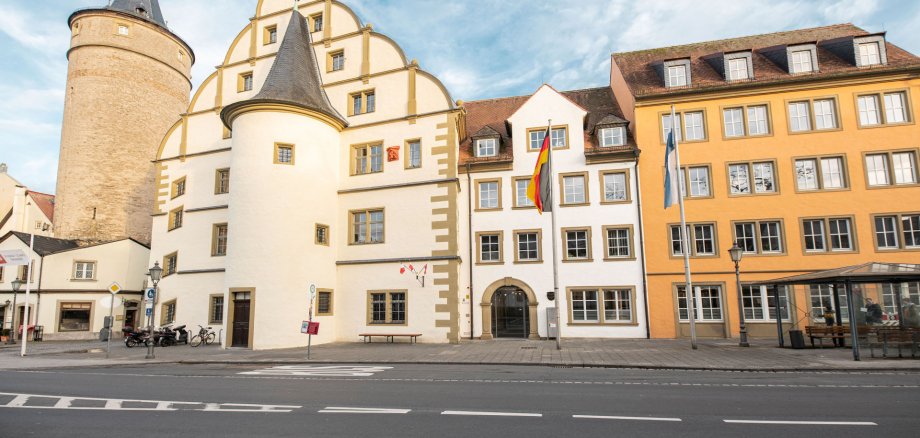 Town hall with city administration in the adjoining buildings at Kaiserstrasse 13 - 15.