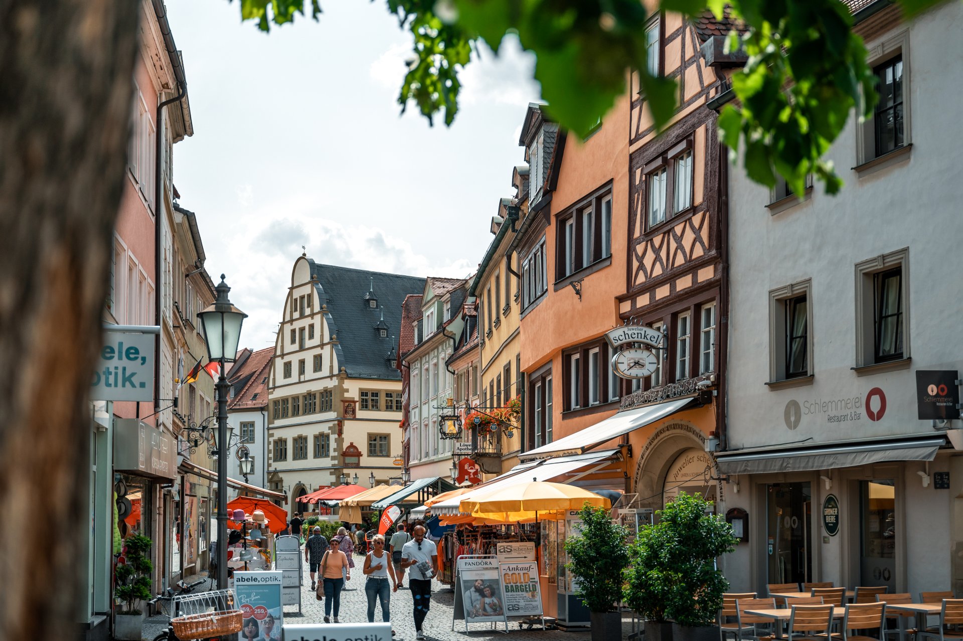 Marketplace pedestrian zone View of the pedestrian zone on the market square: Schlemmerei, jeweller Schenkel, town hall...